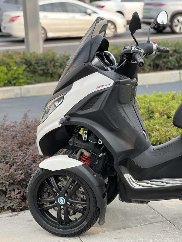 二手比亚乔MP3 300