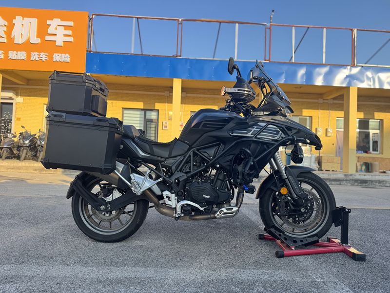 二手贝纳利TRK552