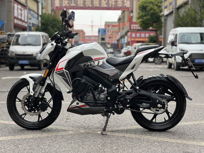 二手贝纳利小迅龙 BN150S