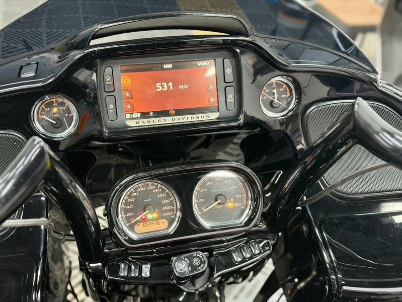 二手哈雷戴维森公路滑翔 Road Glide