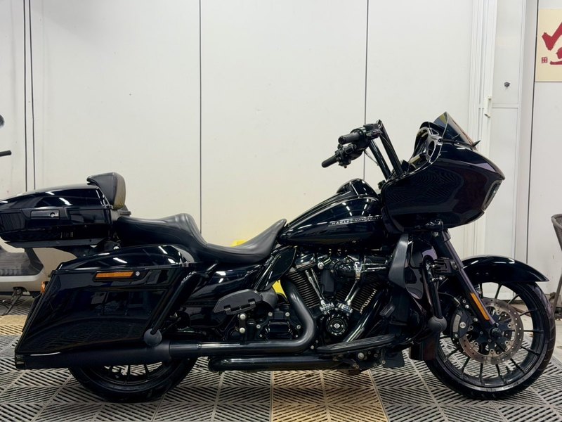 二手哈雷戴维森公路滑翔 Road Glide