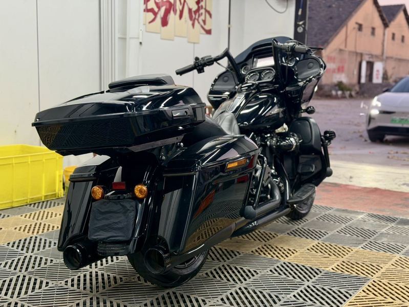 二手哈雷戴维森公路滑翔 Road Glide