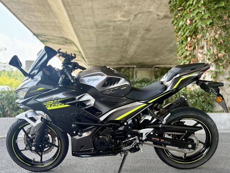 二手川崎Ninja 400