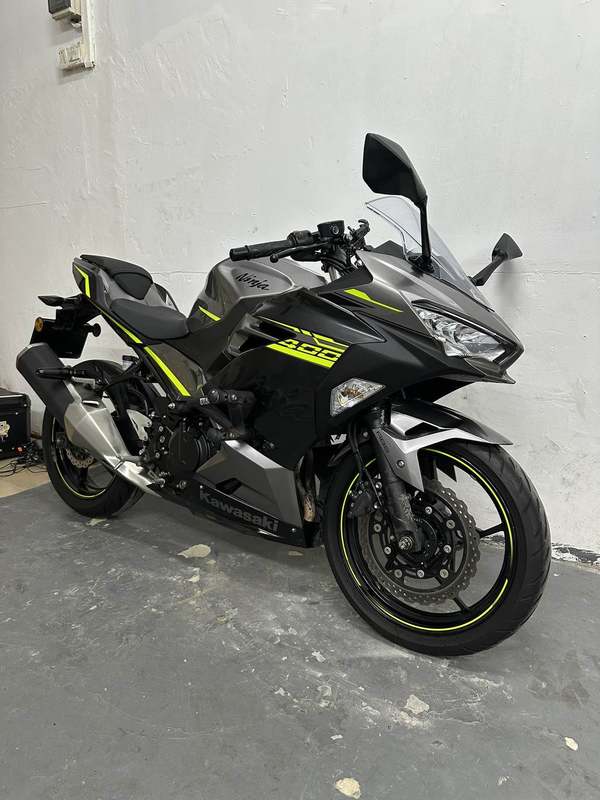 二手川崎Ninja 400