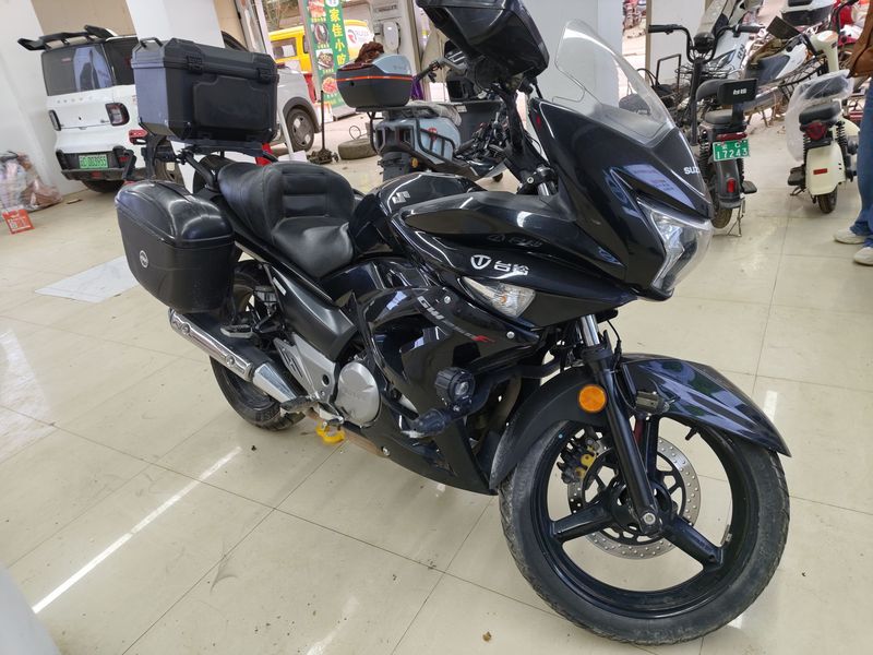 二手豪爵铃木骊驰 GW 250F