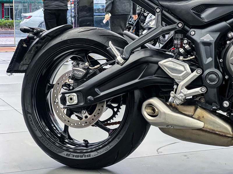 二手凯旋Trident 660