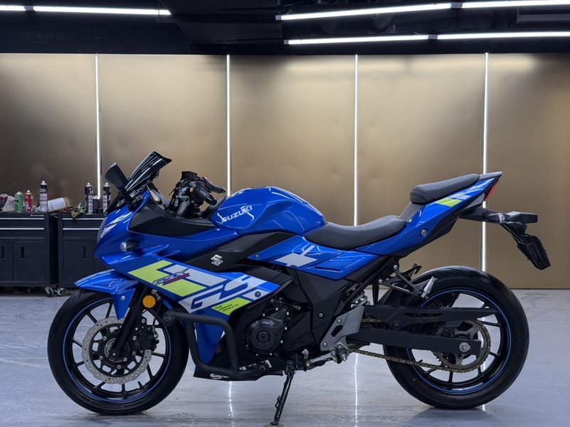 二手豪爵铃木GSX250R