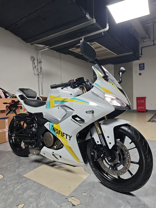 二手QJMOTOR赛250