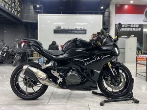 二手贝纳利龙卷风 Tornado 402R