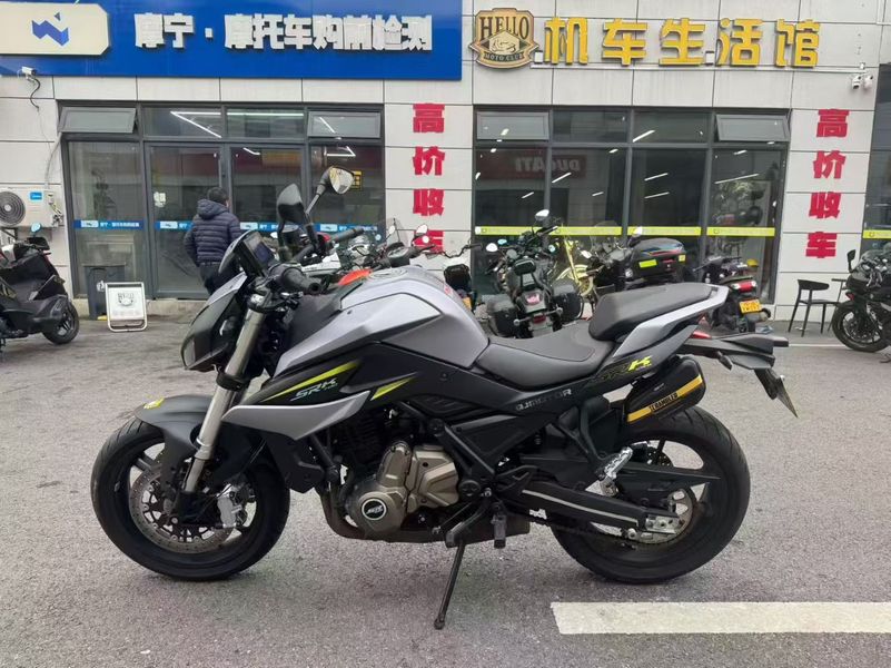 二手QJMOTOR追700