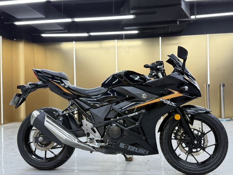 二手豪爵铃木GSX250R