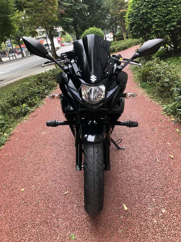 二手豪爵铃木GSX250R