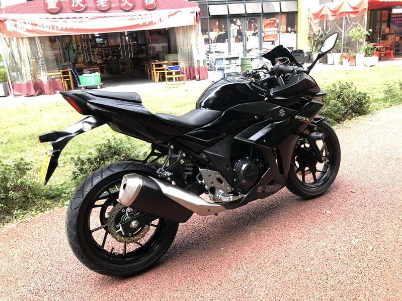 二手豪爵铃木GSX250R