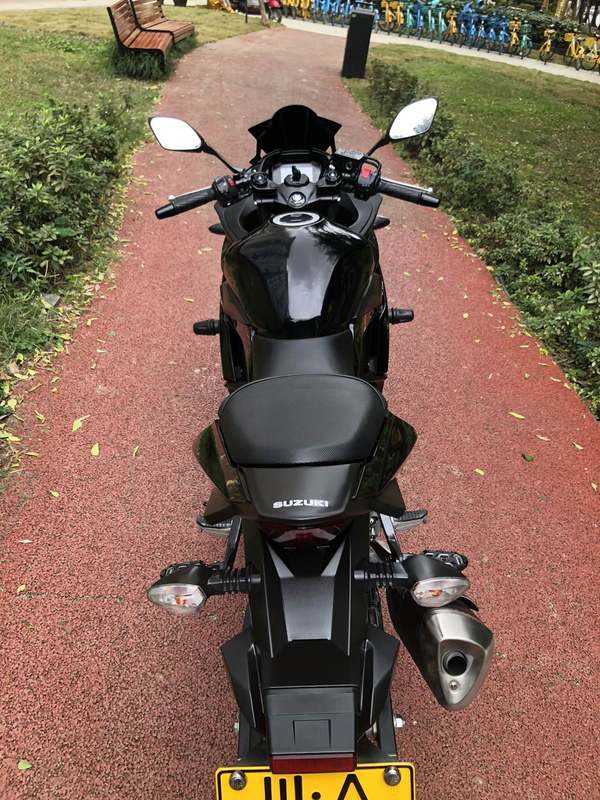 二手豪爵铃木GSX250R