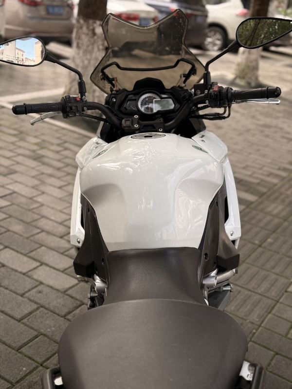 二手贝纳利BN 600 GT