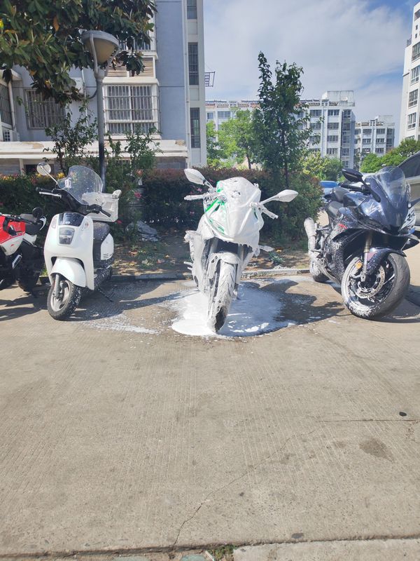 二手贝纳利龙卷风 Tornado 252R