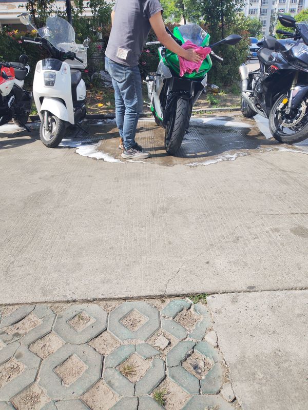 二手贝纳利龙卷风 Tornado 252R