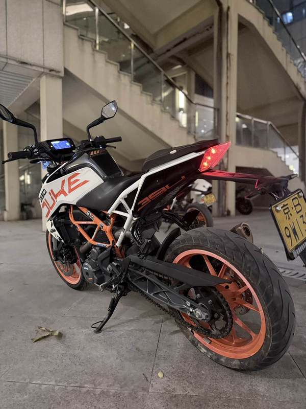 二手KTMR2R390 Duke
