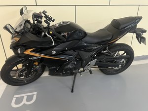 二手豪爵铃木GSX250R