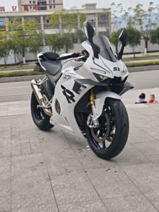 二手张雪机车500RR