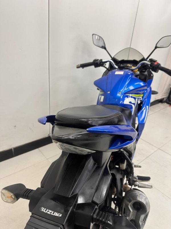 二手济南铃木极客飒 Gixxer 155