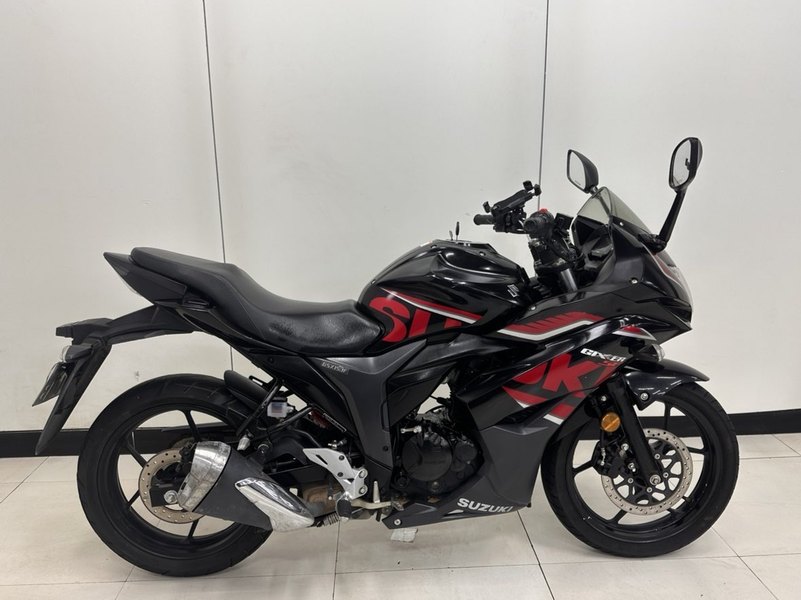 二手济南铃木极客飒 Gixxer 155