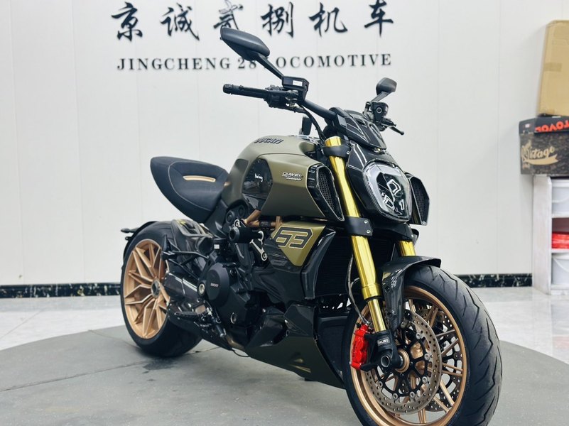 二手杜卡迪Diavel 