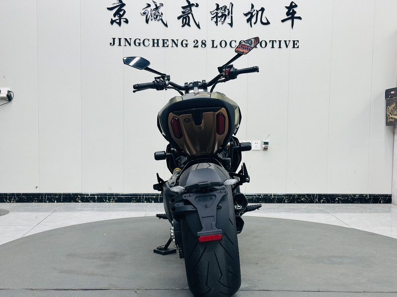 二手杜卡迪Diavel 