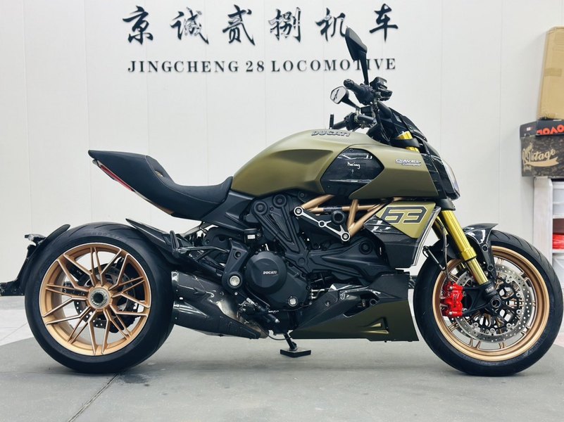 二手杜卡迪Diavel 