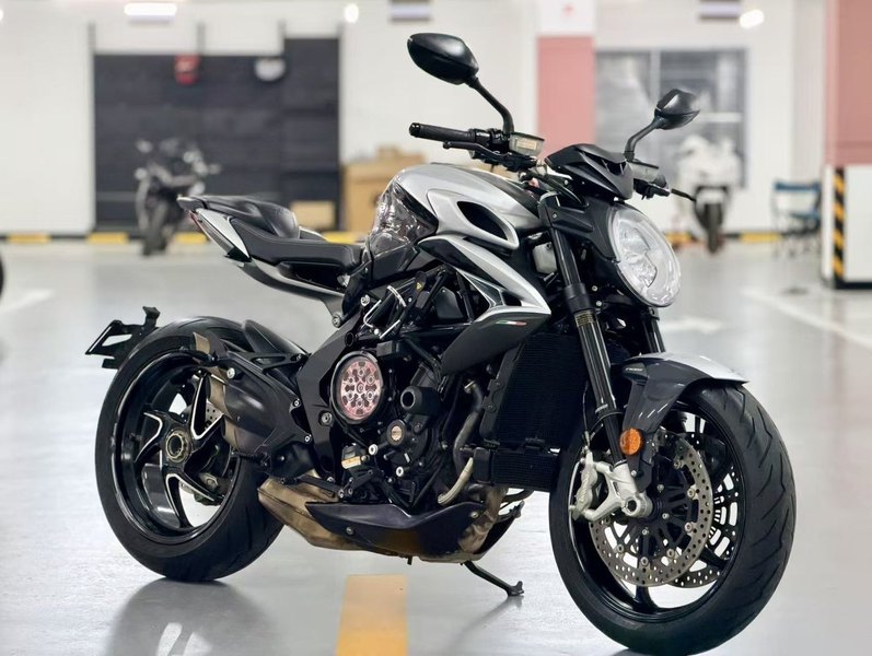 二手奥古斯塔Brutale 800