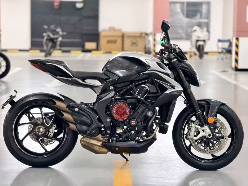 二手奥古斯塔Brutale 800