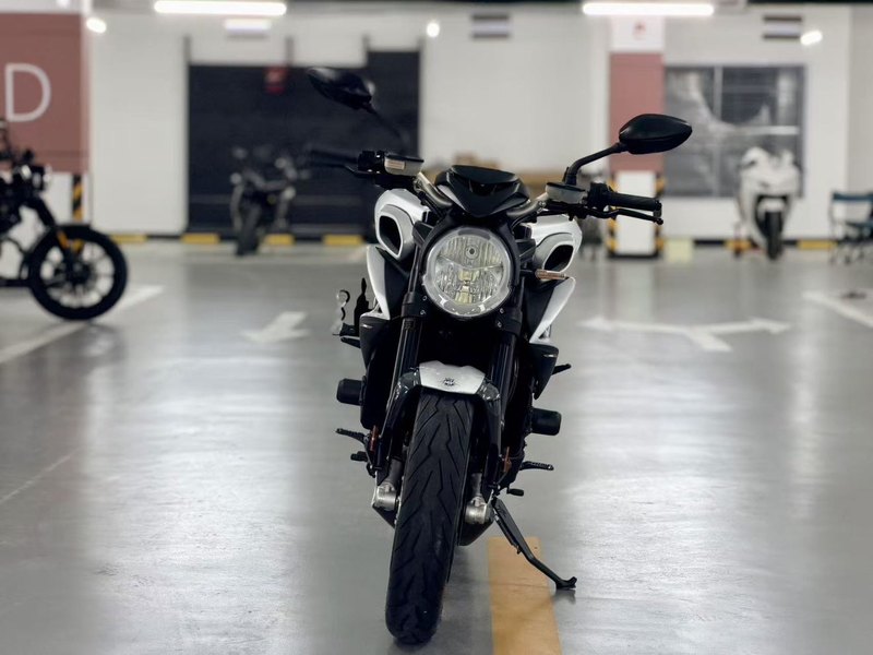 二手奥古斯塔Brutale 800