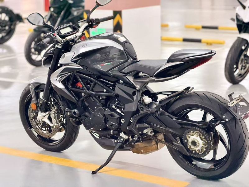 二手奥古斯塔Brutale 800
