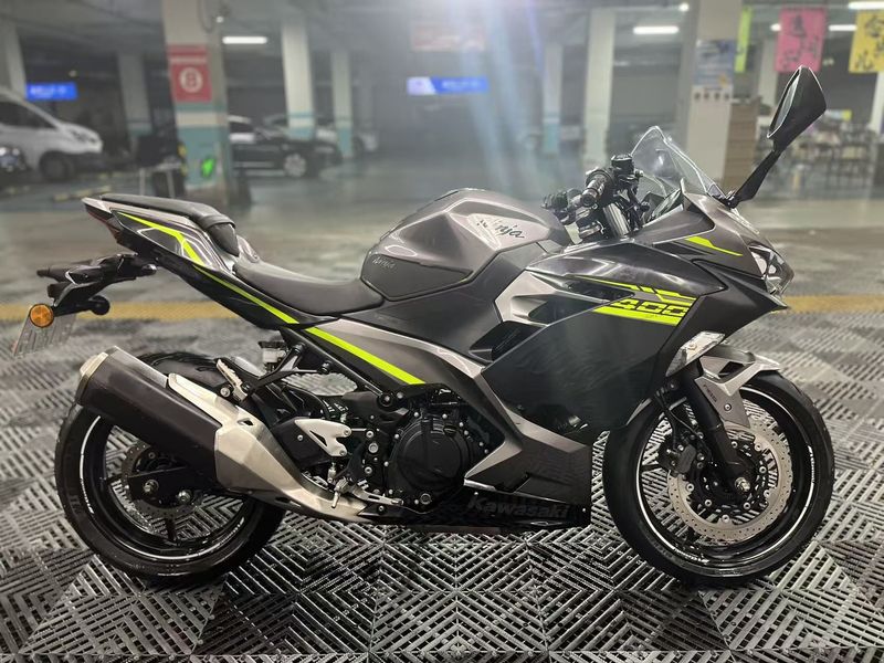二手川崎Ninja 400