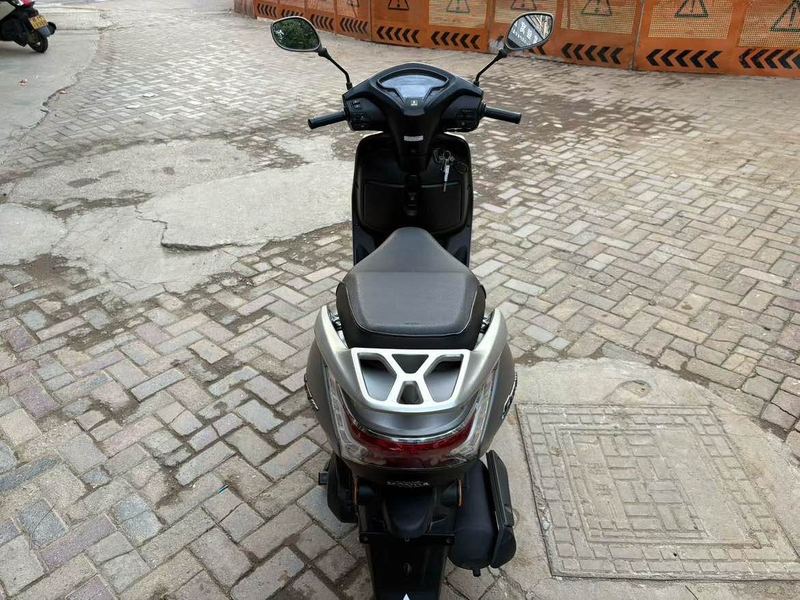 二手五羊本田SCR110 佳御