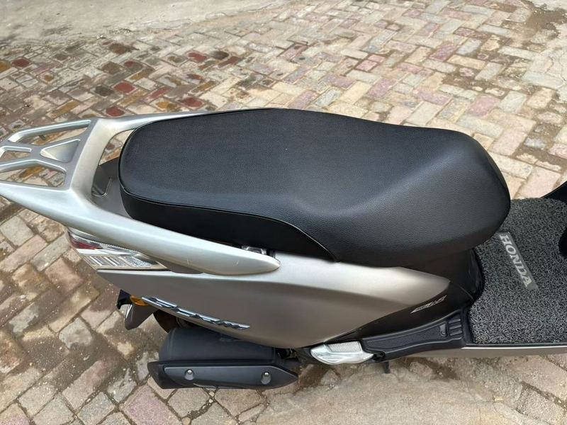 二手五羊本田SCR110 佳御