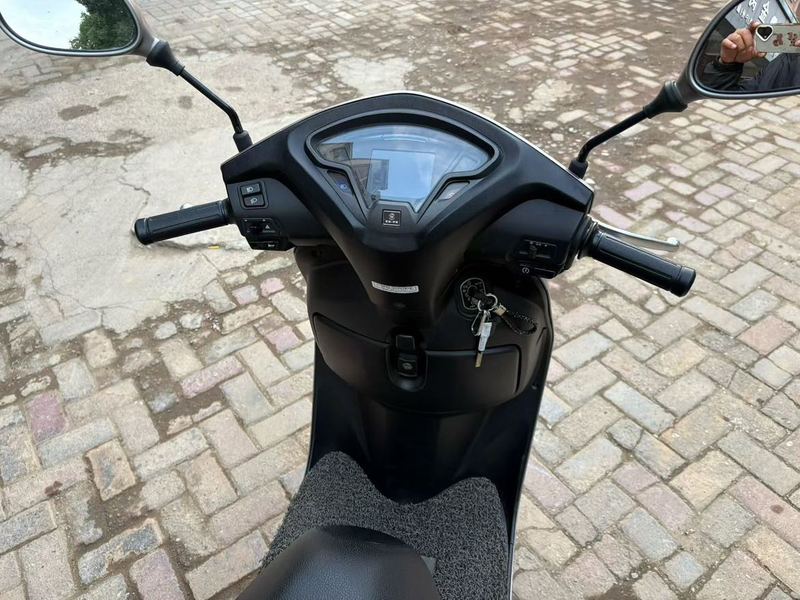 二手五羊本田SCR110 佳御