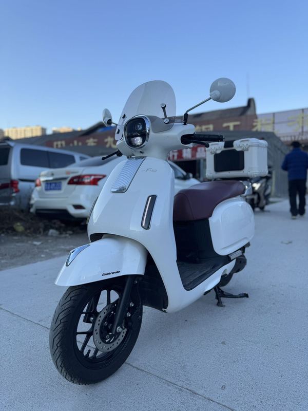 二手五羊本田NWF125