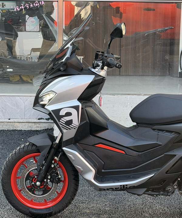 二手阿普利亚SR GT 200