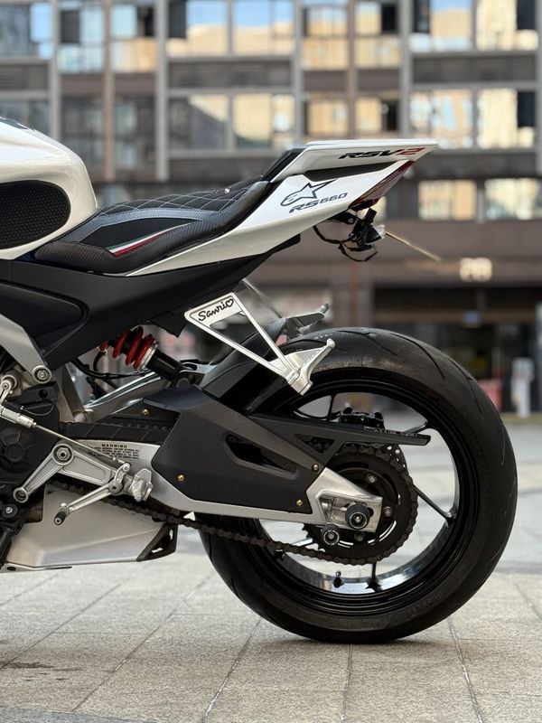 二手阿普利亚RS 660 