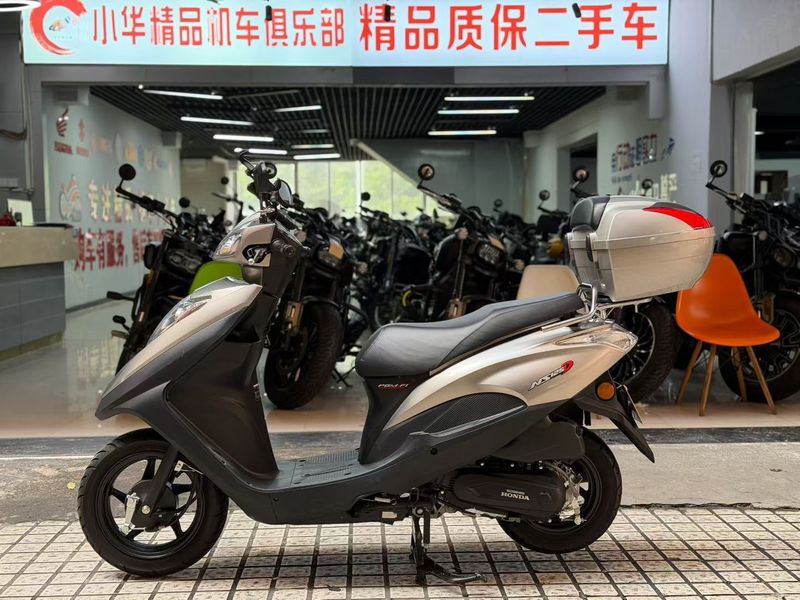 二手新大洲本田NS125D