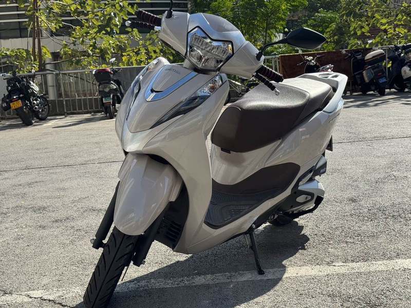 二手五羊本田Lead125