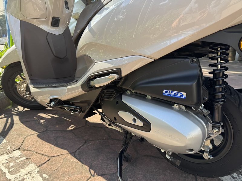 二手五羊本田Lead125