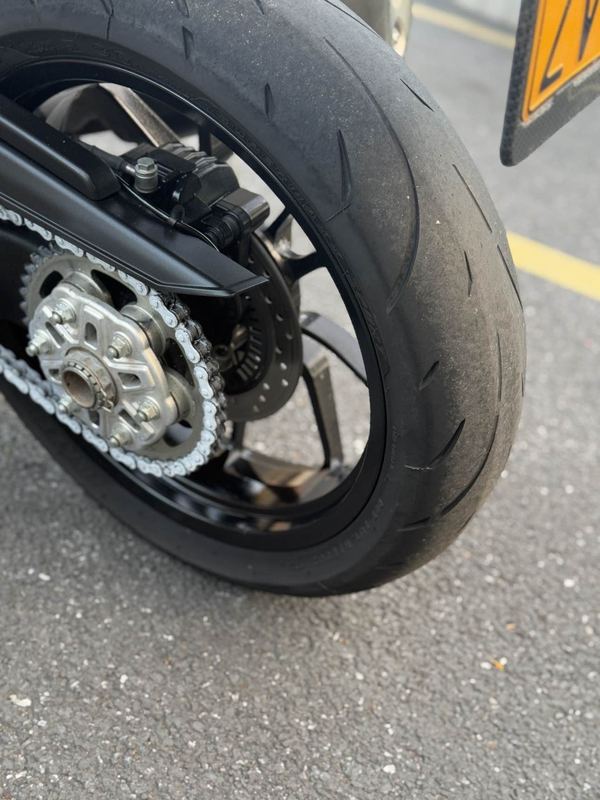 二手贝纳利龙卷风 Tornado 402R