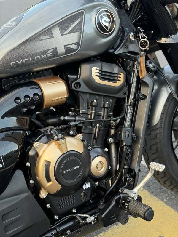 二手赛科龙RA600