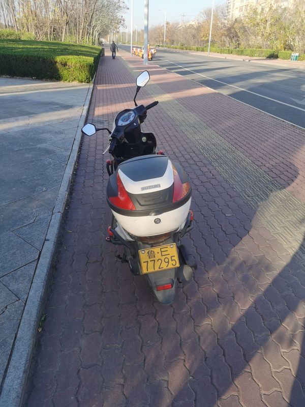 二手济南铃木优驿 UE125T