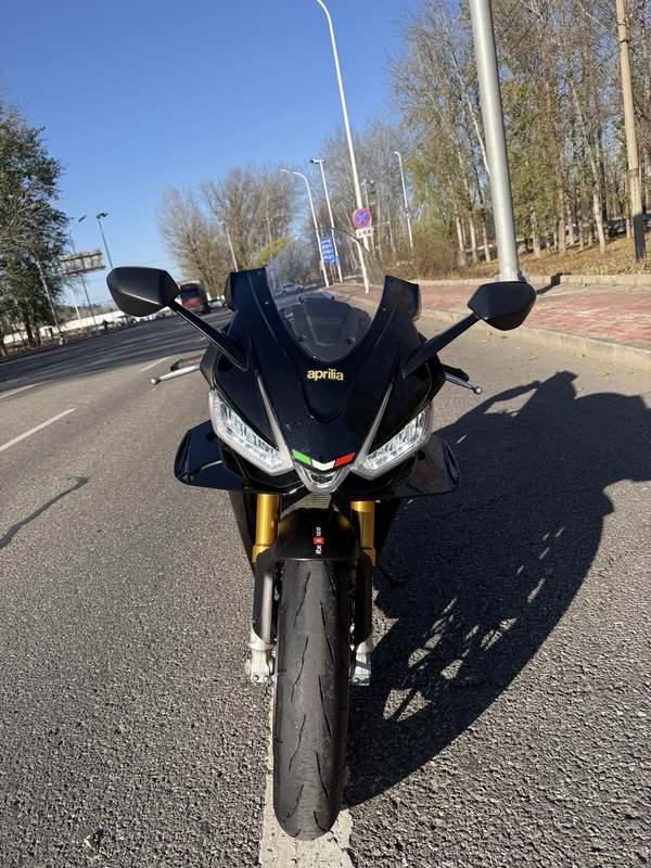 二手阿普利亚RSV4