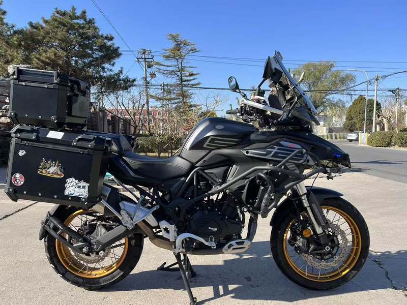 二手贝纳利TRK552