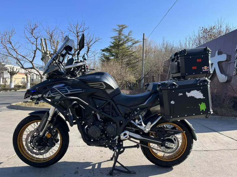 二手贝纳利TRK552