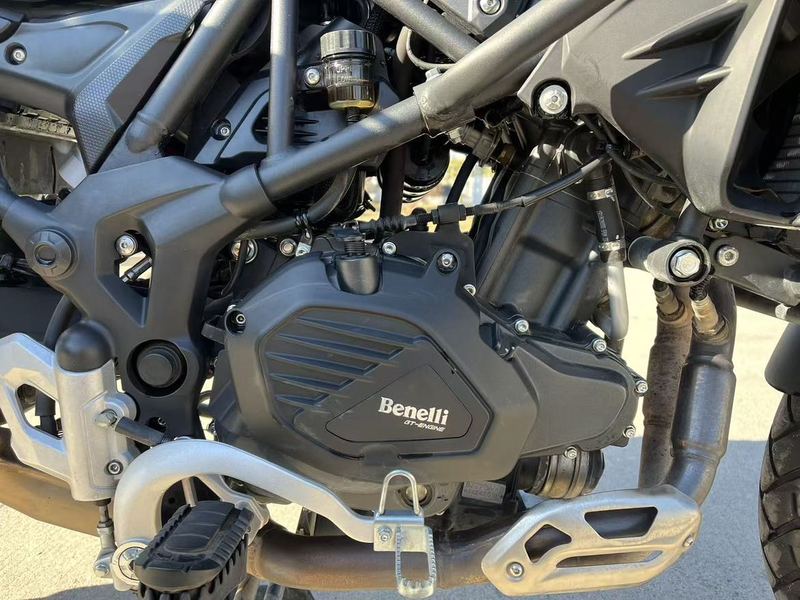 二手贝纳利TRK552